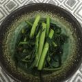 nashio1125's cooksnap of when they made 簡単！春菊の塩にんにく炒め.