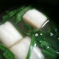 かぴーな's cooksnap of when they made ニラと豆腐とお麩の味噌汁.