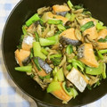 mmameco's cooksnap of when they made 鮭と青梗菜のピリ辛炒め.