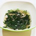 楽しい子's cooksnap of when they made モロヘイヤとトマトのシンプルスープ.