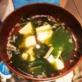 たなかno's cooksnap of when they made 豆腐とワカメのお吸い物.