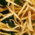なむい's cooksnap of when they made 糖質制限～醤油ラーメン風もやしスープ.