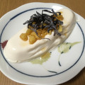 まくのうち's cooksnap of when they made 冷ややっこ☆塩こんぶと揚げだま乗せ.