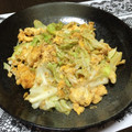 ワンダーふるふる's cooksnap of when they made 簡単節約♡キャベツと卵のガーリック炒め.