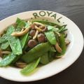 みさきんず's cooksnap of when they made お弁当に♪　しめじと絹さやの白だし炒め.