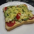 ジョングレ's cooksnap of when they made ゴーヤトマタマトースト.