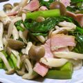 Rick_t's cooksnap of when they made つるムラサキとベーコンの炒め物.
