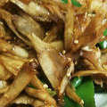 みーやん９８'s cooksnap of when they made ピーマンとゴボウと薩摩揚げの甘辛炒め.