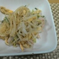 堕天使M's cooksnap of when they made もやしときゅうりとハムの酢の物♪.
