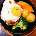 チップ＆ひな's cooksnap of when they made スキレットで絶品ハンバーグ＊.