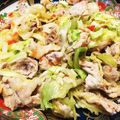 あちゃママ♡'s cooksnap of when they made 塩トマトの豚キャベツ炒め.