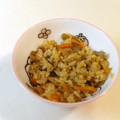 ☆こまっと☆'s cooksnap of when they made ☆ツナ缶丸ごとde炊き込みご飯☆.
