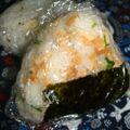 mikiha5's cooksnap of when they made 味付いなりできつねとたぬきのおにぎり♪.