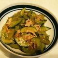 IYOちゃん2's cooksnap of when they made 生姜が効いてる☆キュウリと豚肉の炒め物.
