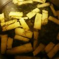 ダウリ's cooksnap of when they made もずくと油揚げの味噌汁☆妊婦 低カロリー.