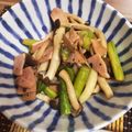 192975's cooksnap of when they made アスパラ、ベーコンときのこのバタポン炒め.