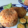 ミシガン娘。's cooksnap of when they made 簡単！トマトジュースで洋風炊き込みご飯.