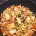 タマ子とじゃん子's cooksnap of when they made 土鍋で簡単！白菜とにんじんの煮物.