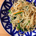 ひこにゃん＊'s cooksnap of when they made もやしとニラの卵炒め.