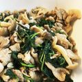 mizhina's cooksnap of when they made モロヘイヤと豚肉の生姜炒め.