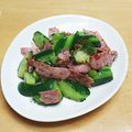 chirochan☆'s cooksnap of when they made きゅうり☆ベーコン炒め.