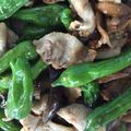 switchlove's cooksnap of when they made しし唐となすと豚肉のさっぱり炒め♪.