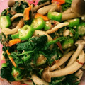 新米ごはん's cooksnap of when they made ホーレン草としめじのおかか和え.