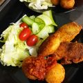 rodyboy1's cooksnap of when they made クリチＩＮコロッケ♡トマトソース添え.