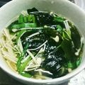 hozunyam's cooksnap of when they made 簡単　ワカメ　ニラ　きのこの　中華スープ.