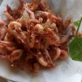 すろーぽーく's cooksnap of when they made 生の小エビの素揚げ　居酒屋風　.