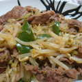 うり★ママ's cooksnap of when they made もやしとキャベツの鶏そぼろ✿中華風（丼）.