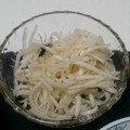 ☆みたろう☆'s cooksnap of when they made ＊大根とわかめの梅サラダ＊.