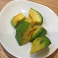 さちょえ's cooksnap of when they made まだ早いけど今食べたい！硬いアボカド炒め.