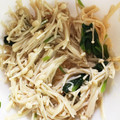 rurikorin's cooksnap of when they made 簡単すぎっ！ほうれん草とエノキのおひたし.