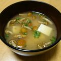 ドルフィンサーモン's cooksnap of when they made なめこ汁　～いつなめこを入れるか？～.