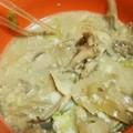 こはピカ's cooksnap of when they made 舞茸とキャベツの卵とじ丼.