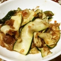 かみがきしげみ's cooksnap of when they made ちょいと一品★ズッキーニの梅おかか和え.
