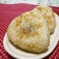 赤い電話's cooksnap of when they made 我が家の焼おにぎり.