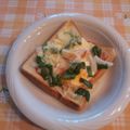 オレンジリング's cooksnap of when they made 好きなものを乗せるだけ☆ピザトースト.