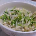ぺぺろみあん's cooksnap of when they made えのきと豆苗のポン酢和え.
