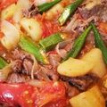 めろんぐまん's cooksnap of when they made トマトとオクラの夏肉じゃが.