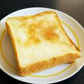 ＊なぁ＊'s cooksnap of when they made お手軽激ウマ♡黄金色の幸せトースト☆.