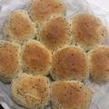 sakutakuhitoshu's cooksnap of when they made 黒ゴマとクリームチーズのパン.