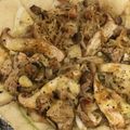 kyobobo's cooksnap of when they made 鶏胸肉とキノコの照り焼きマヨピザ.