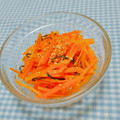 まあまま☆0403's cooksnap of when they made 《簡単♪ 小鉢》人参と塩昆布の和え物.