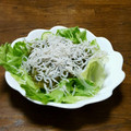 ☆一星☆'s cooksnap of when they made しらすとめかぶとレタスのポン酢和え.