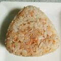 emily1022's cooksnap of when they made 鮭フレークとワサビマヨのおにぎり☆.