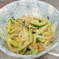 もぐ・ω・くま's cooksnap of when they made ごまたっぷり☆もやしときゅうりのサラダ.