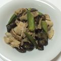 ayumi†'s cooksnap of when they made オクラとまいたけと茄子の豚バラ炒め.