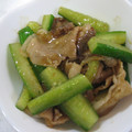 やっちんちゃん's cooksnap of when they made 豚とキュウリのオイスター炒め.
